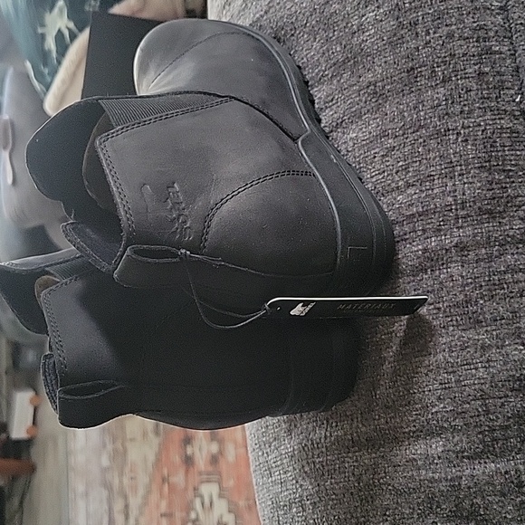 Sorel boots - Picture 5 of 5